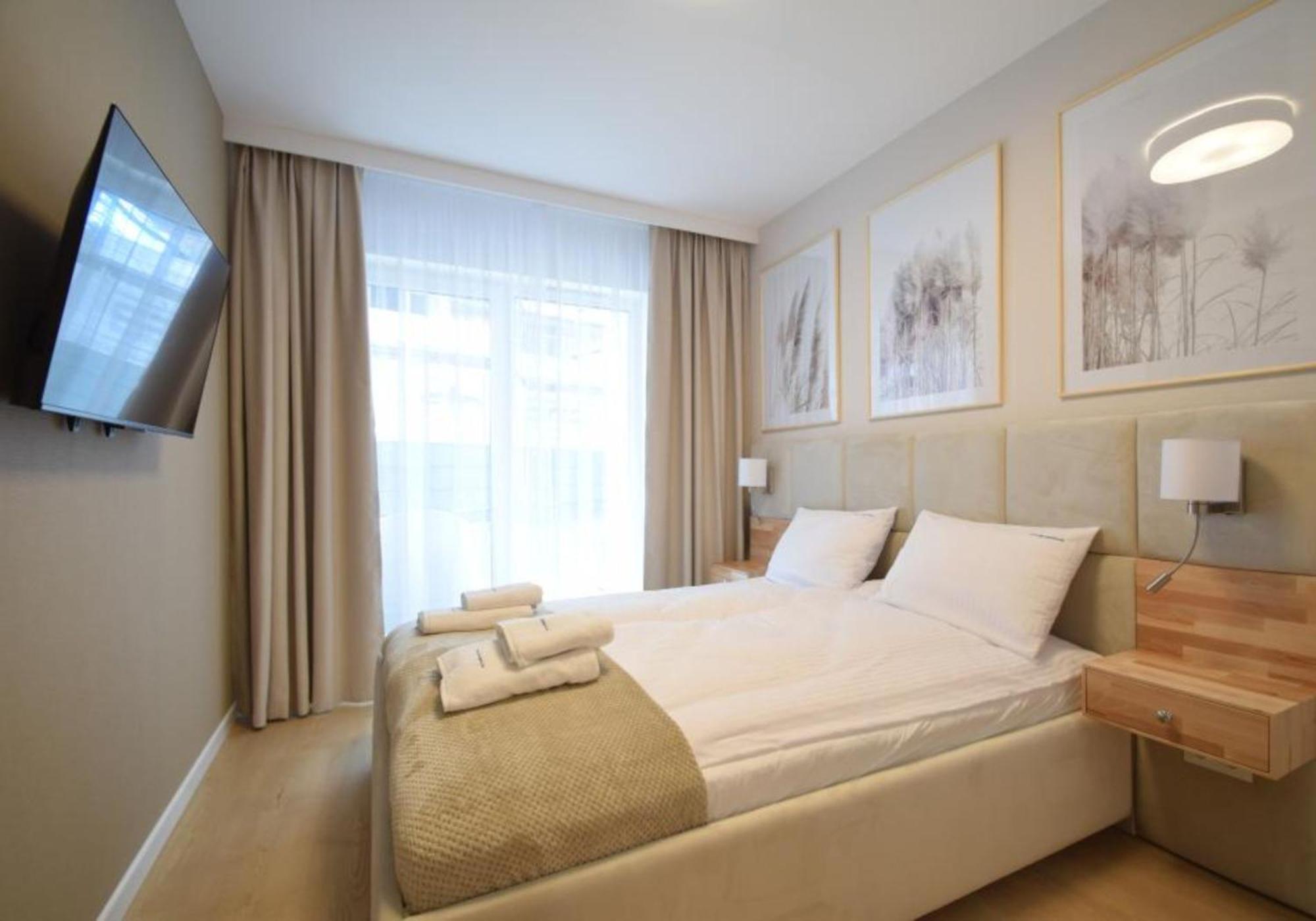 Pearl Apartment