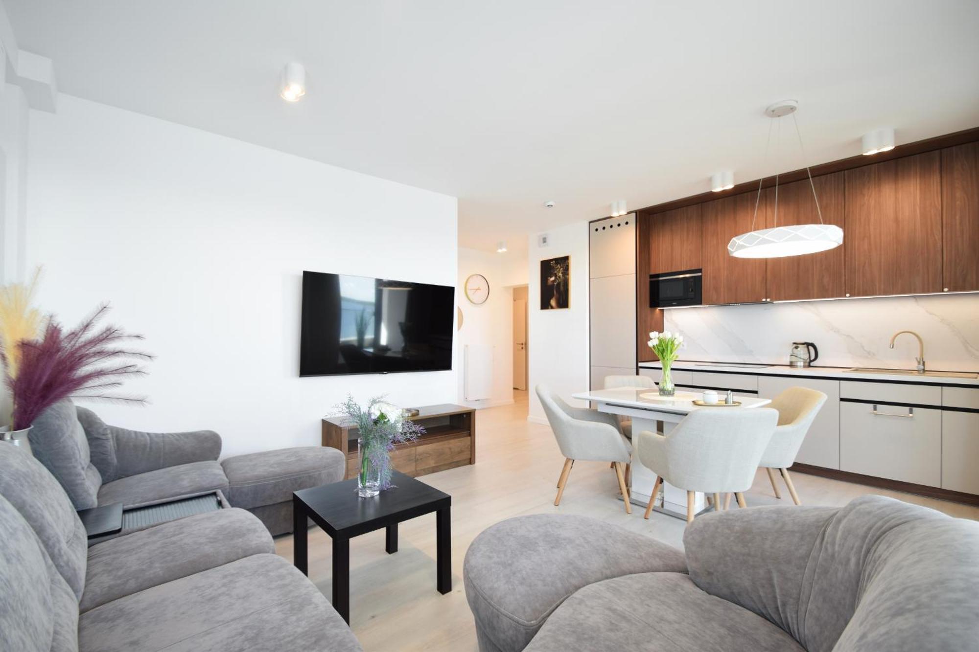 Pearl Apartment