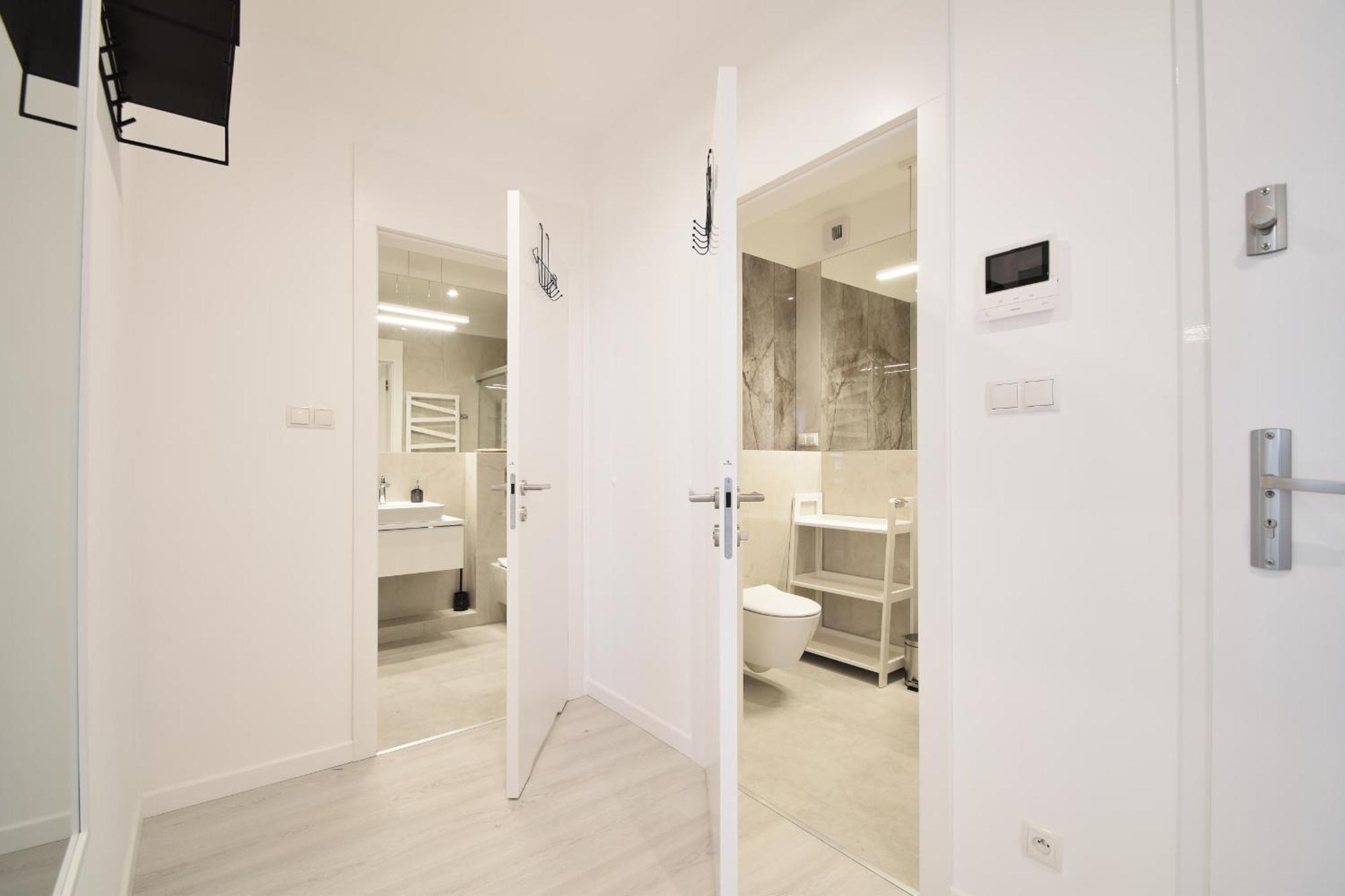 Pearl Apartment
